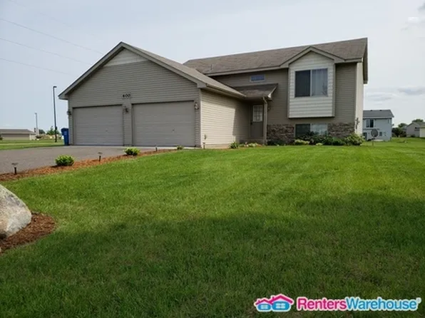 600 Marigold Dr S, Cambridge, MN 55008