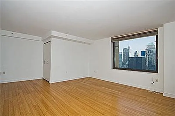 Sold by Sumitomo Real Estate Sales | media 6