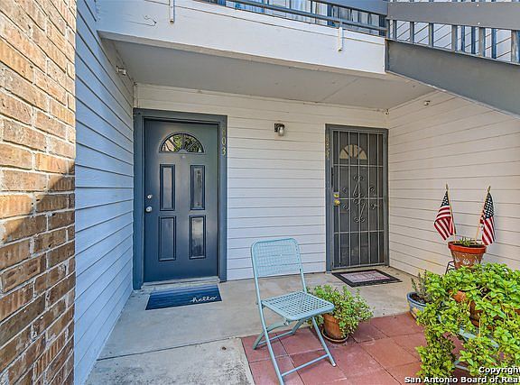 3rd image of 11311 SIR WINSTON ST #803