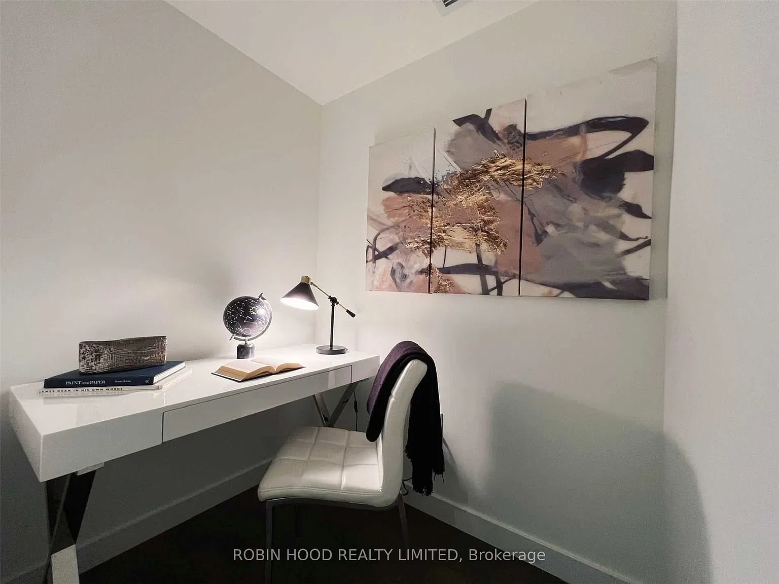 3 bed, $5,999 — Photo 4