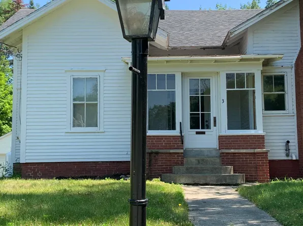 3 N School Street, Skowhegan, ME 04976