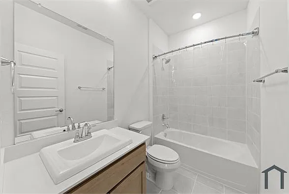 2020 Stonebrook St — Photo 11