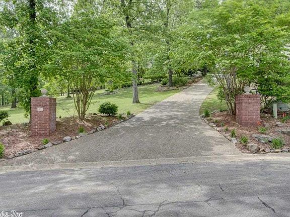 2nd image of 49 Stonegate Shores Dr