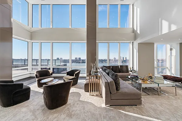 Sold by Nest Seekers International | media 5