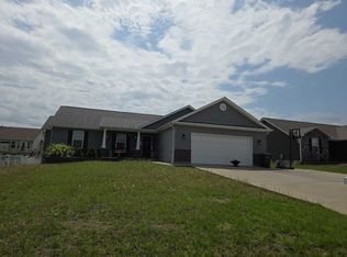 60 Kensington Palace Dr, Troy, MO 63379