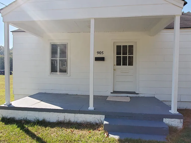 905 N Fulton St — Photo 10