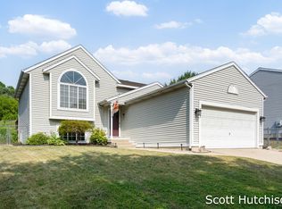 187 Rollingwood Dr, Rockford, MI 49341