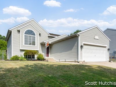 187 Rollingwood Dr, Rockford, MI, 49341