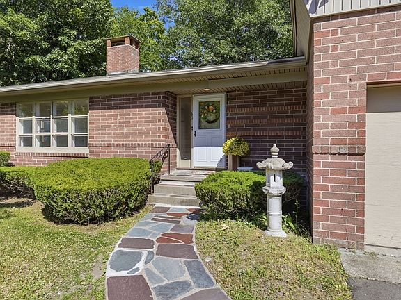 2nd image of 31 Lowell Ave