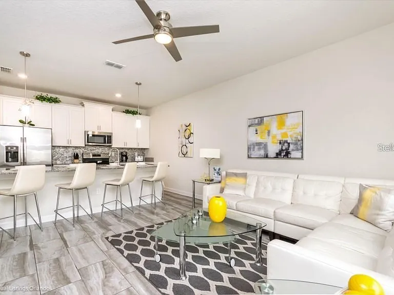 3081 Juliet Dr — Photo 2
