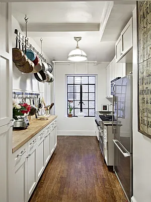 Sold by Sotheby's International Realty | media 7