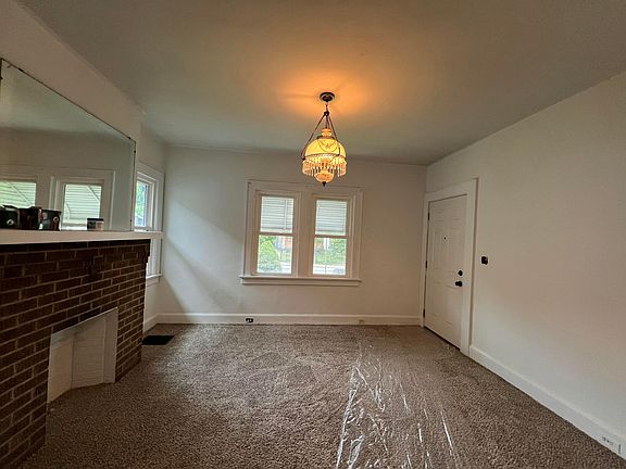 4th image of 218 Belvidere Ave