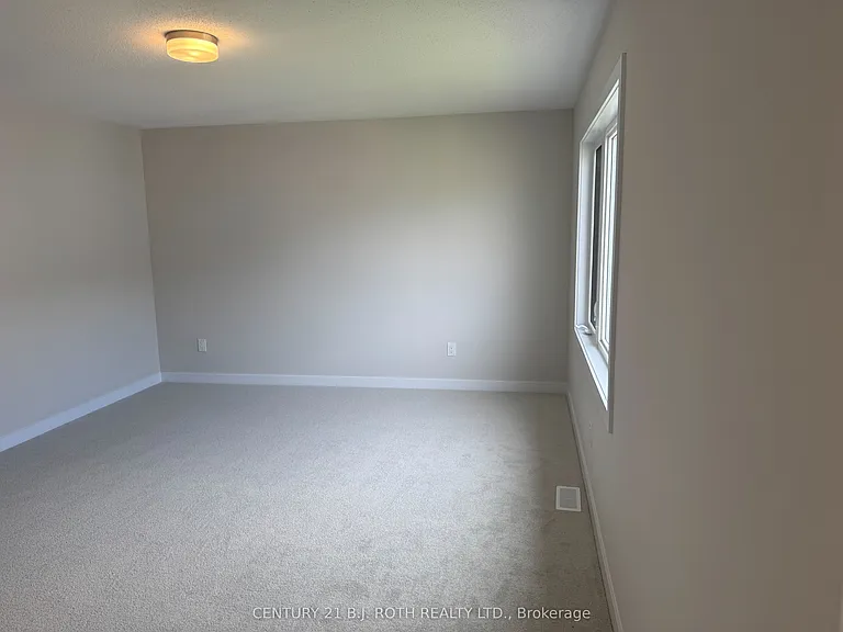 944 Seagrave Ln — Photo 20