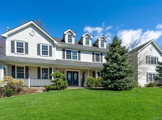 6 Cliff Pl, Armonk, NY 10504