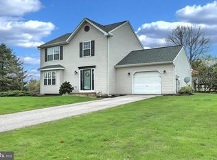 230 Clear Branch Dr, Stewartstown, PA 17363