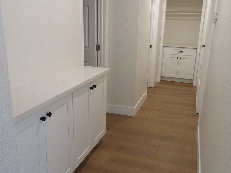 1052 W Quince St — Photo 20