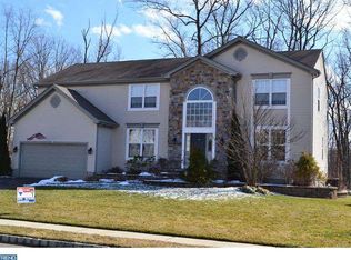 1131 Tara Dr, Williamstown, NJ 08094