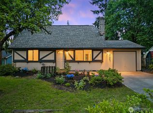 21701 53rd Ave W, Mountlake Terrace, WA 98043