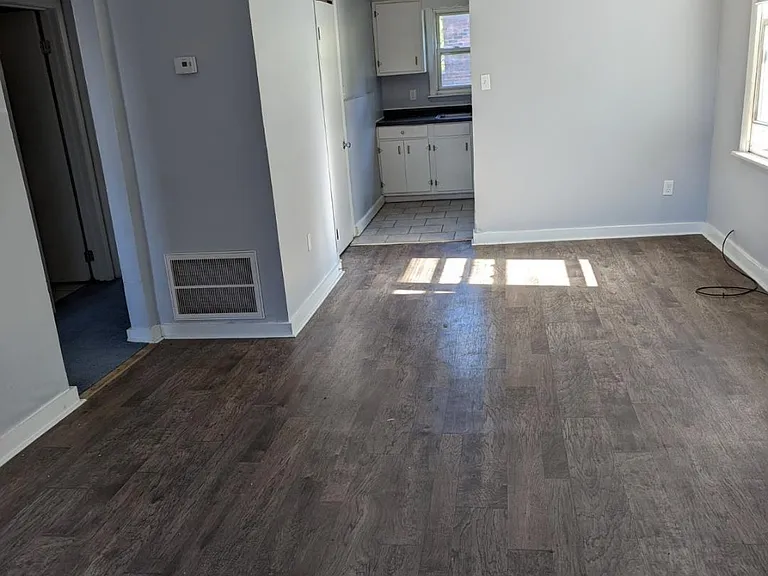 41 Waltham St #2R — Photo 1