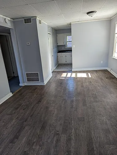 41 Waltham St #2R Photo 1