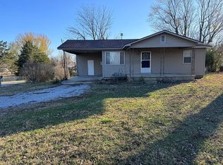 312 Green St, Cave City, AR 72521