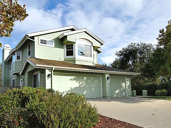 Extensive Hiking Trails