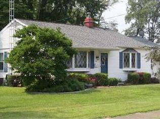 304 Valleyview Dr, Huron, OH 44839