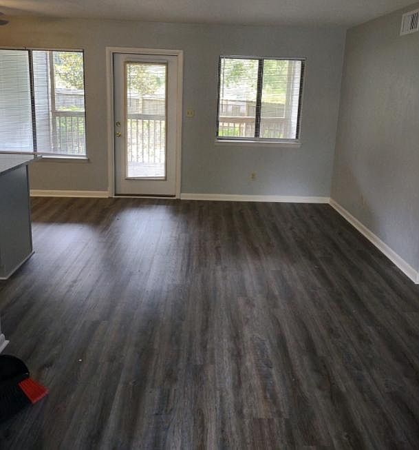 1st image of 1724 Buckingham Ct #D