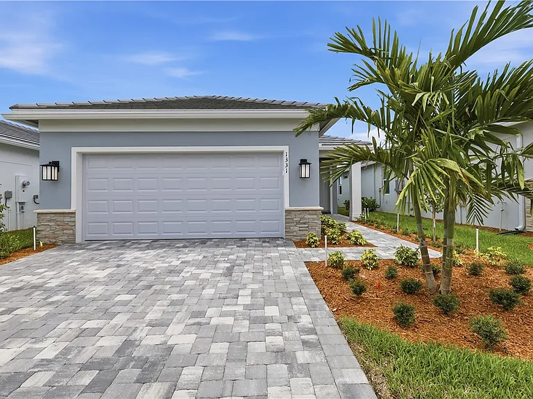 1331 Haven Cir — Photo 1