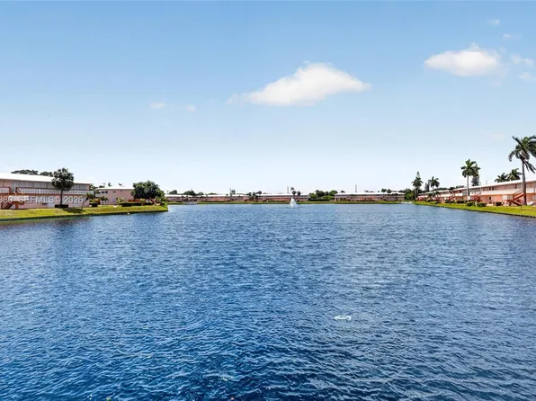 820 SW 11th Ave #15B, Hallandale Beach, FL 33009