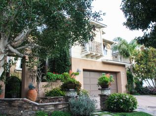 19052 Foxwood Ln, Huntington Beach, CA 92648