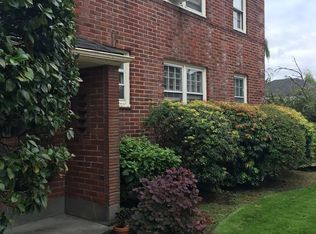 5600 NE Sandycrest Ter APT 4, Portland, OR 97213