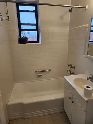 Rented by null | media 5