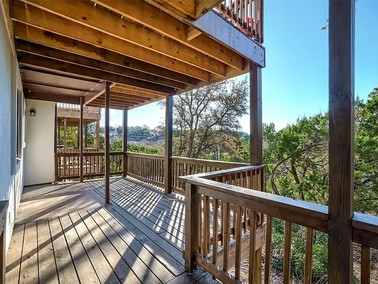 5909 Lago Vista Way #D — Photo 28