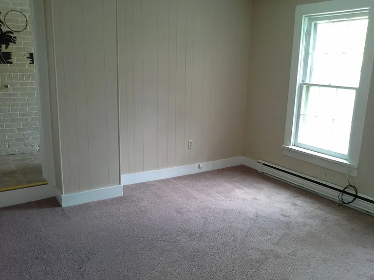 103 W Main St — Photo 3