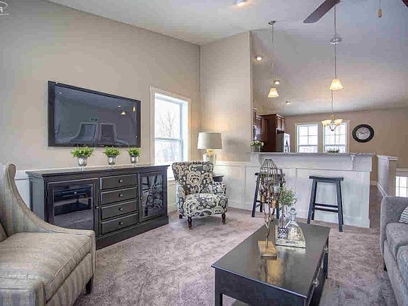 3rd image of 9456 Sunrise Ln