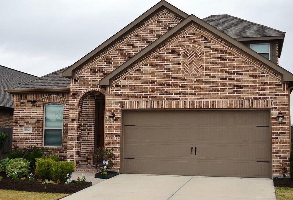 1st image of 19926 Rojo Rock Ln