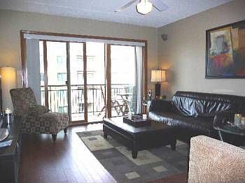5th image of 770 Pearson St #2702