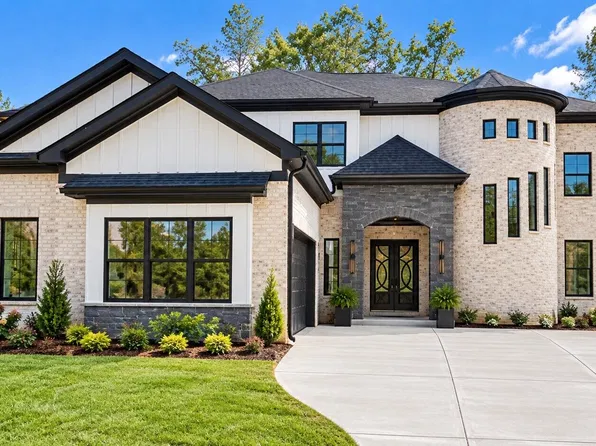 4194 Matisse Ln, Fairburn, GA 30213