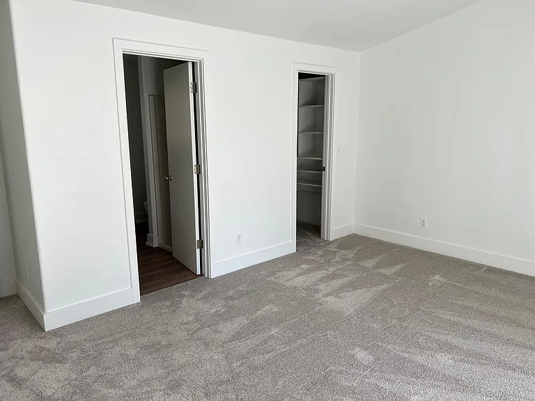 17815 SW Robert Ln — Photo 21
