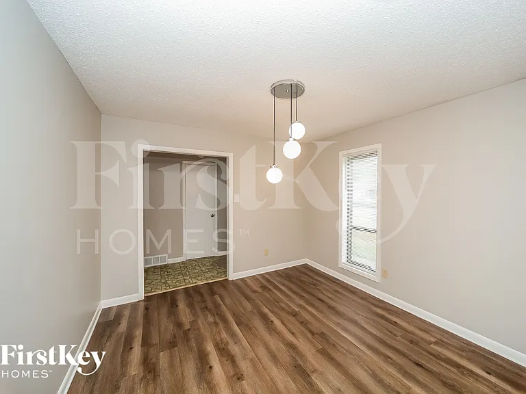 4198 Rosewind Cir — Photo 4