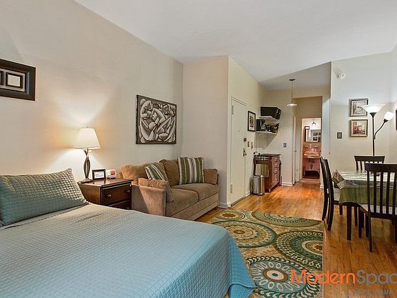 3rd image of 428 E 85th St APT 2B