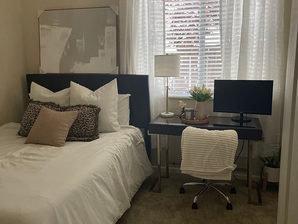 2nd image of 1791 Zurlo Way