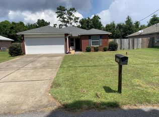 1632 Oakhill Rd, Gulf Breeze, FL 32563