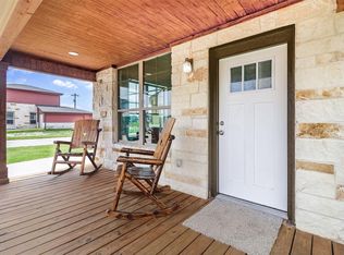 105 Perch Dr, Quinlan, TX 75474