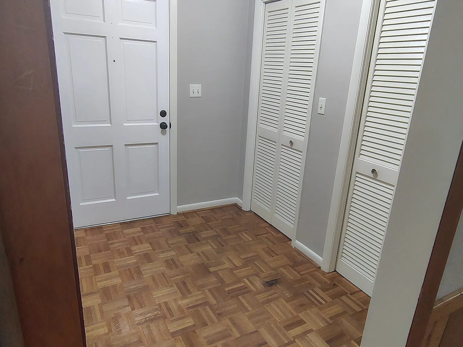 434 Shady Ln — Photo 2