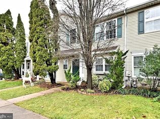 120 Hawthorne Ct, Collegeville, PA 19426