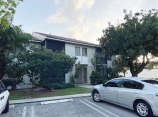 510 Gardens Dr, Pompano Beach, FL 33069