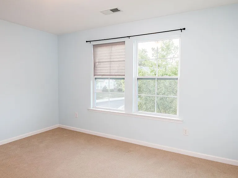 5818 Glenmore Garden Dr — Photo 19