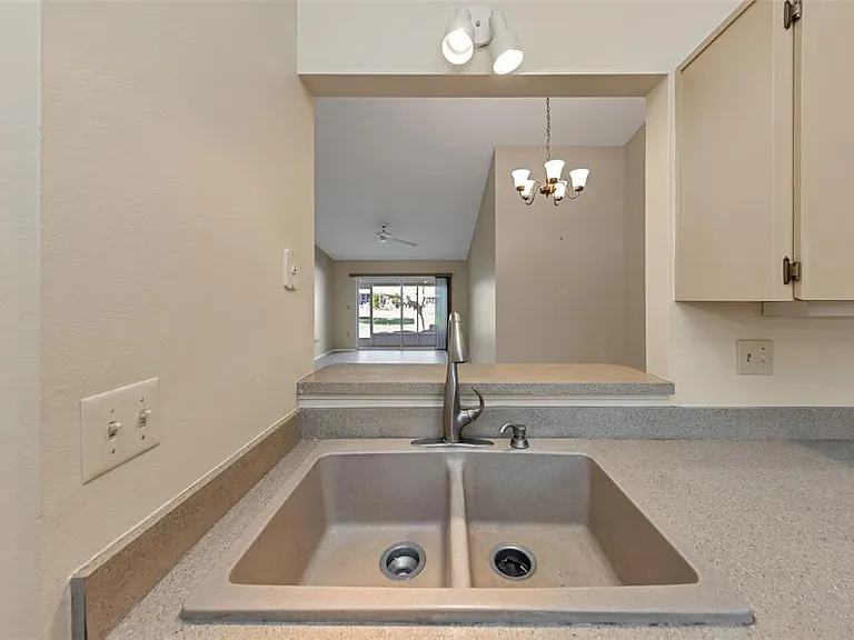 3121 Beecher Dr E #A — Photo 17
